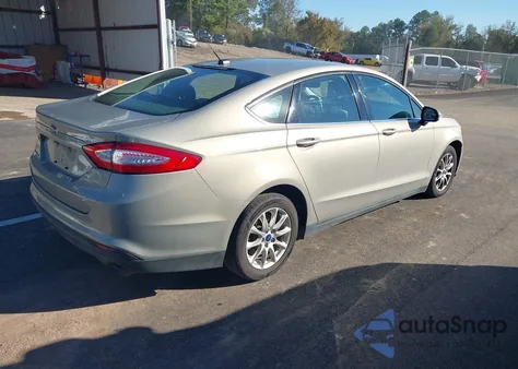 2015 Ford Fusion S из США, поврежденный, VIN 3FA6P0G74FR101971